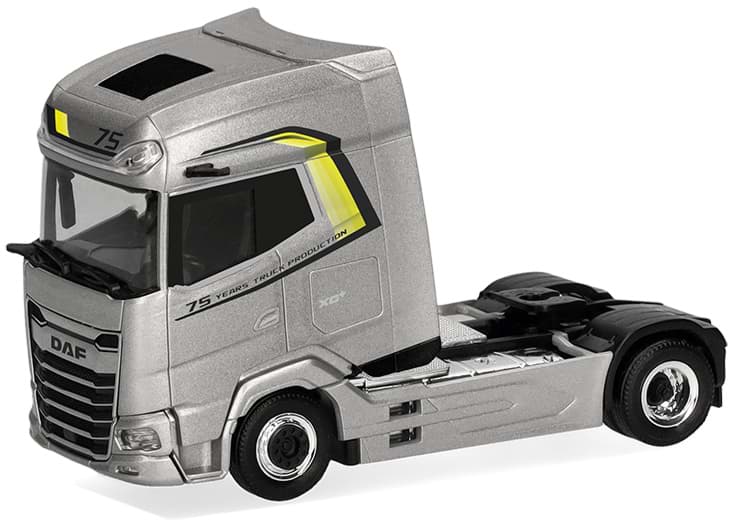 Bild von VORBESTELLUNG DAF "75 Jahre Truck Production", DAF XG+ Zugm. 2achs vvsp., silbermetallic  (NH01/02.2027)