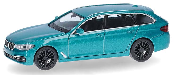 Bild von Vorbestellung BMW 5er Touring, Snapper Rocks blaumetallic (Farbvariante)  (NH01/02.2027)